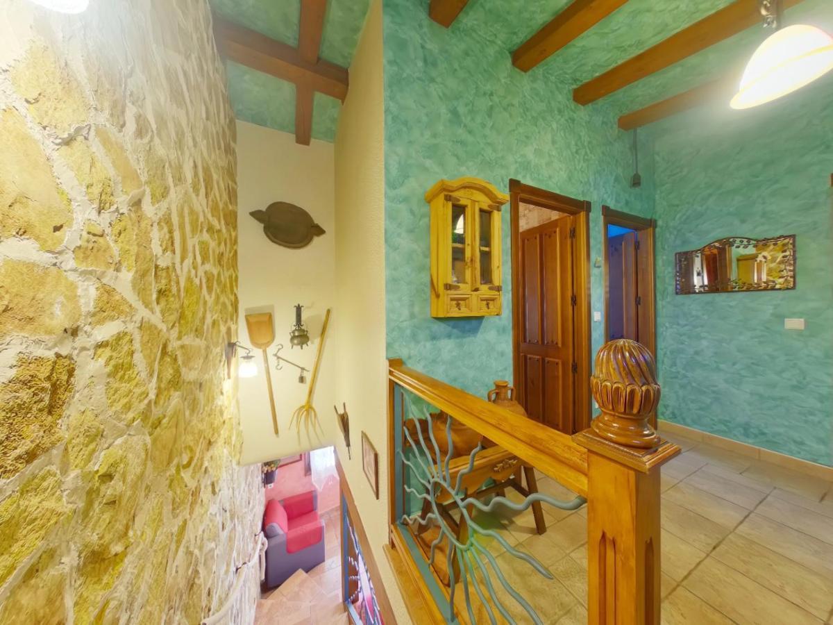 Ruralrut-El Tiemblo Wifi, Cabina De Hidromasaje, Aire Acondicionado Y A Pocos Metros De Zonas De Bano Naturales Bagian luar foto