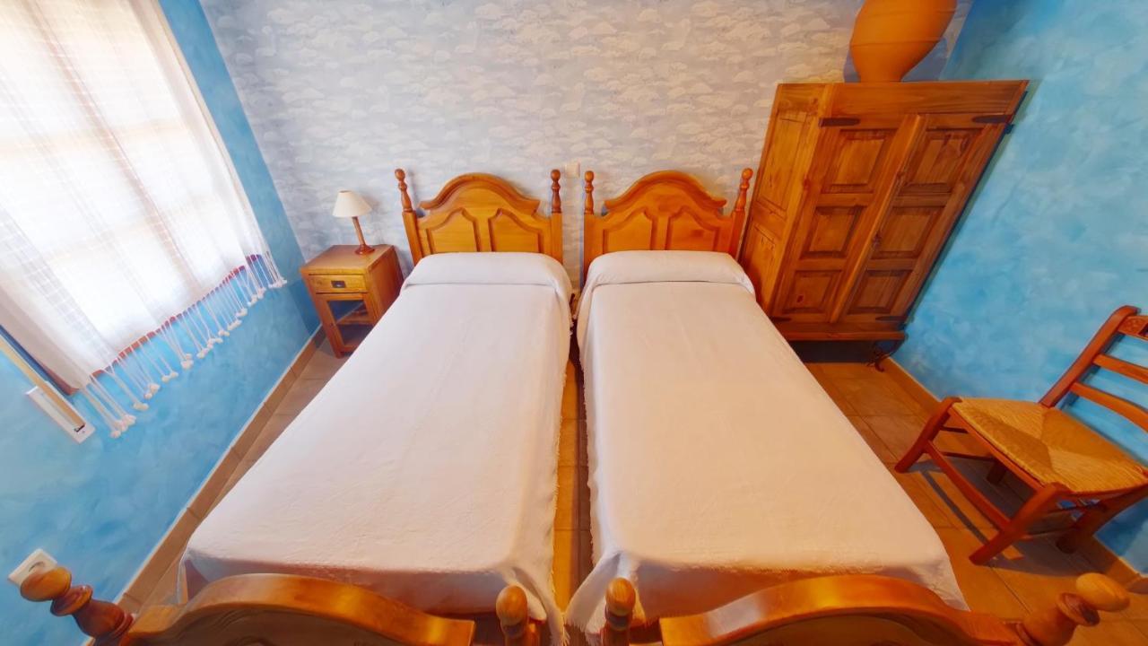 Ruralrut En El Tiemblo Precios Especiales A Partir De 7 Noches, Wifi, Cabina De Hidromasaje, Aire Acondicionado, Zonas De Bano Naturales Cercanas Bagian luar foto