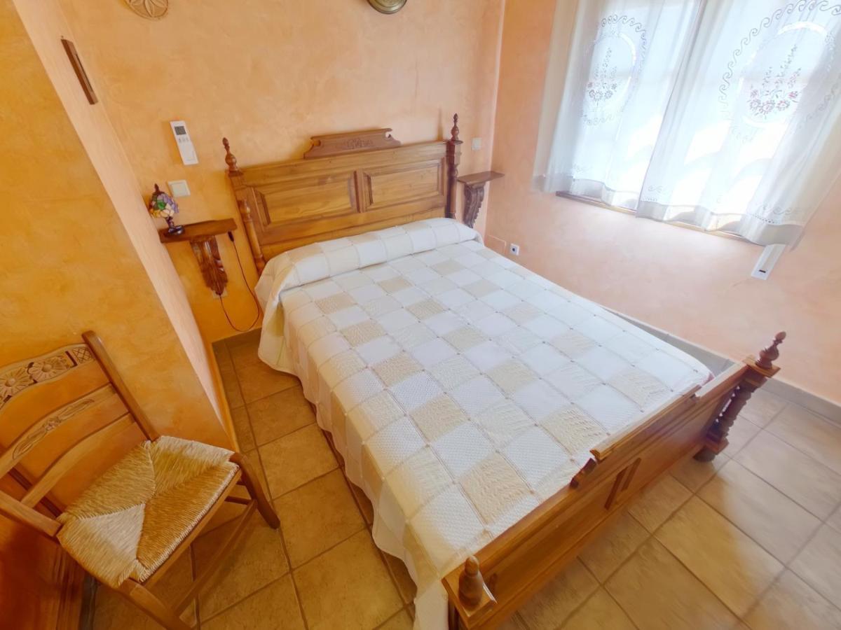 Ruralrut En El Tiemblo Precios Especiales A Partir De 7 Noches, Wifi, Cabina De Hidromasaje, Aire Acondicionado, Zonas De Bano Naturales Cercanas Bagian luar foto