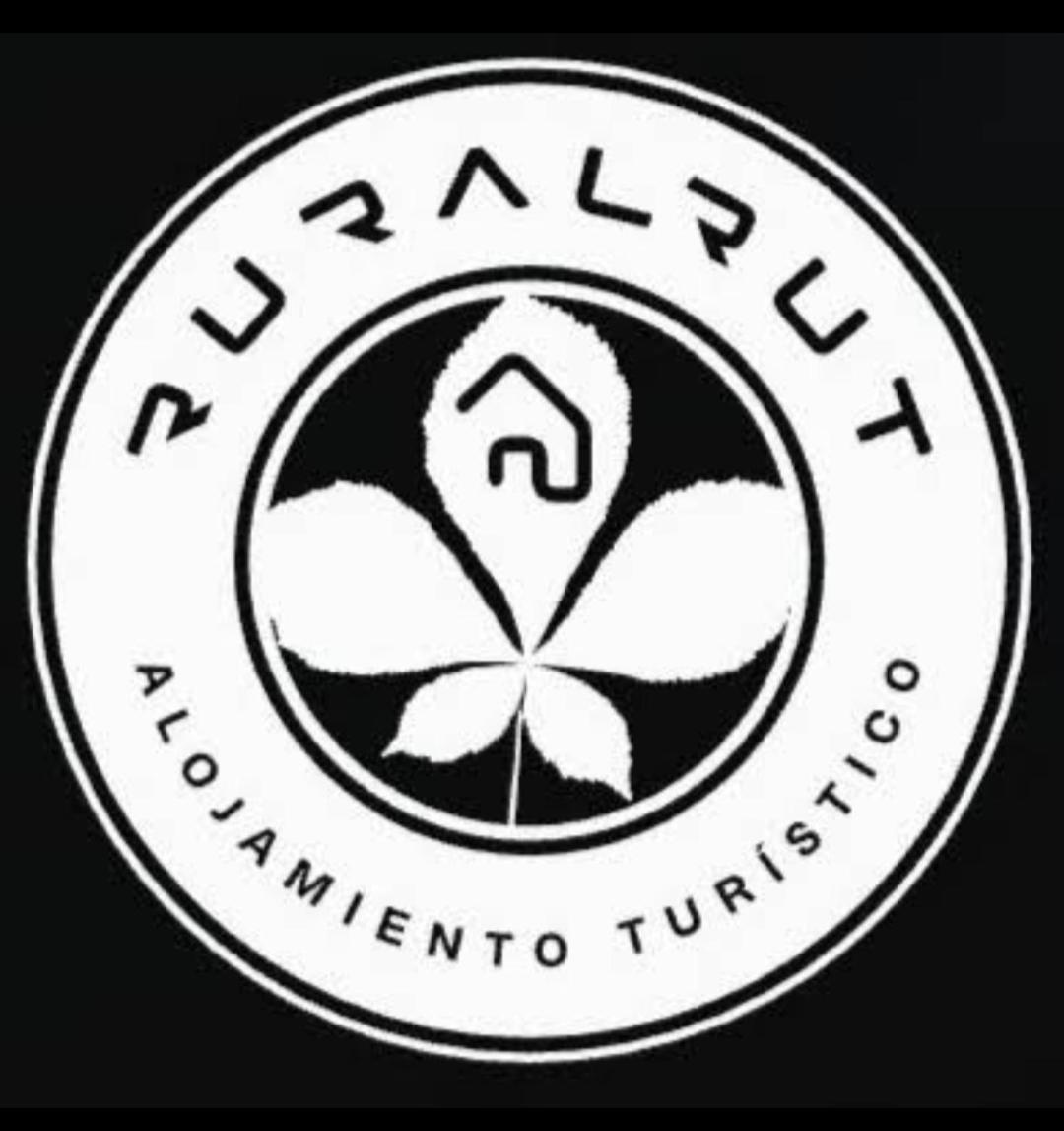 Ruralrut-El Tiemblo Wifi, Cabina De Hidromasaje, Aire Acondicionado Y A Pocos Metros De Zonas De Bano Naturales Bagian luar foto